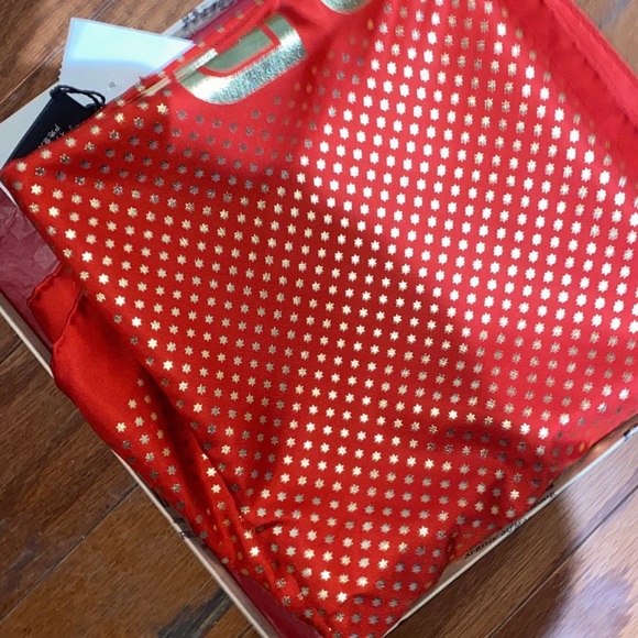 NWT authentic red Gucci scarf - Picture 3 of 5